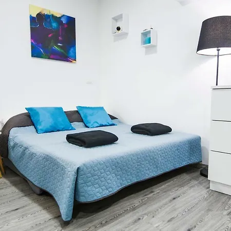 Luxury דירה *