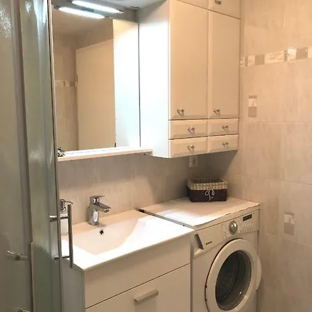 Luxury דירה